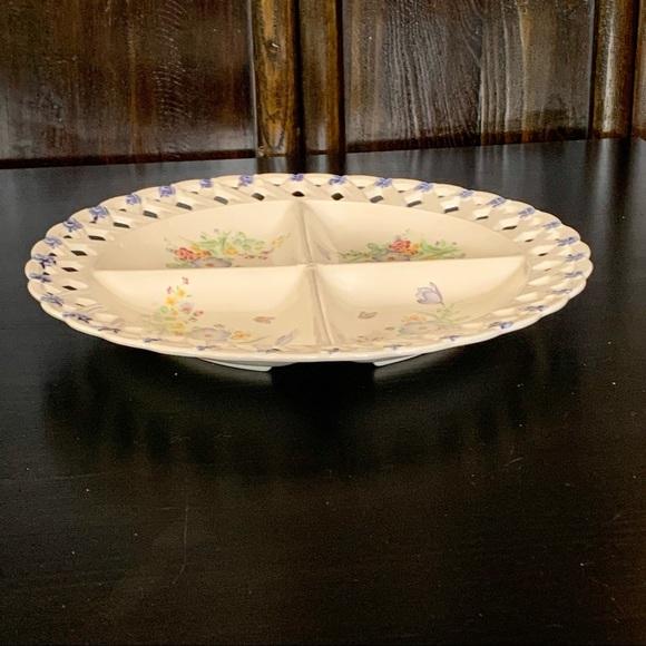 Tosho Butterly & Flower 13” Lace Border Four Section Plate Japanese Fine China - Picture 4 of 10